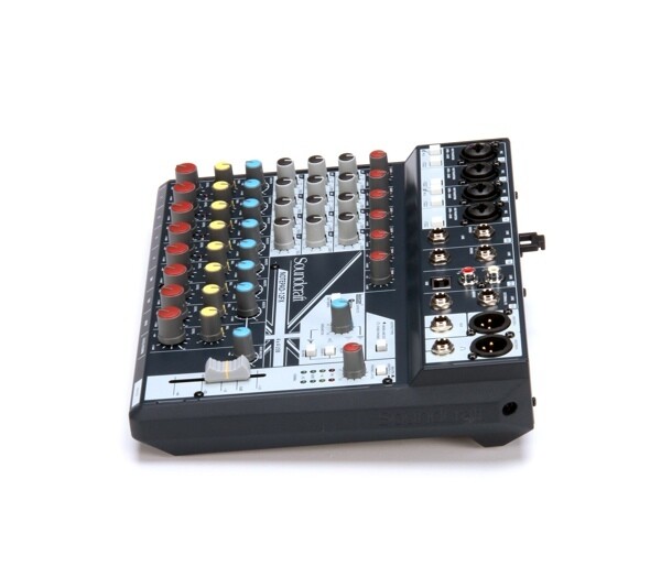 Gallery 32