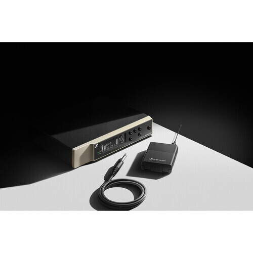 [508730] Sennheiser EW-D CI1 SET Digital Wireless Instrument System (Q1-6: 470 to 526 MHz)
#SEEWDCI1Q16 MFR #EW-D CI1 SET (Q1-6)