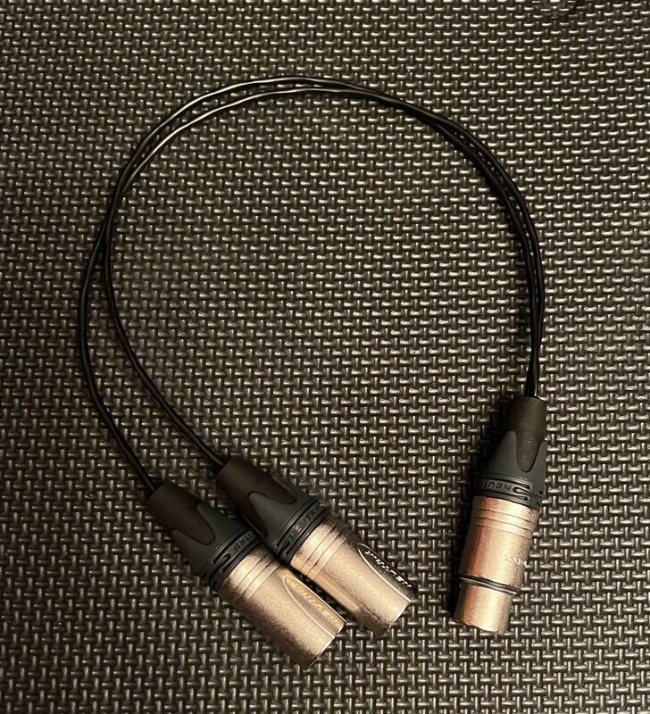 [XLRF - 2XLRM1.5 Splitter] XLRF - 2XLRM1.5 Splitter