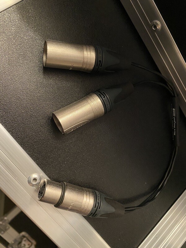 [XLRF - 2XLRM Splitter] XLRF - 2XLRM Splitter